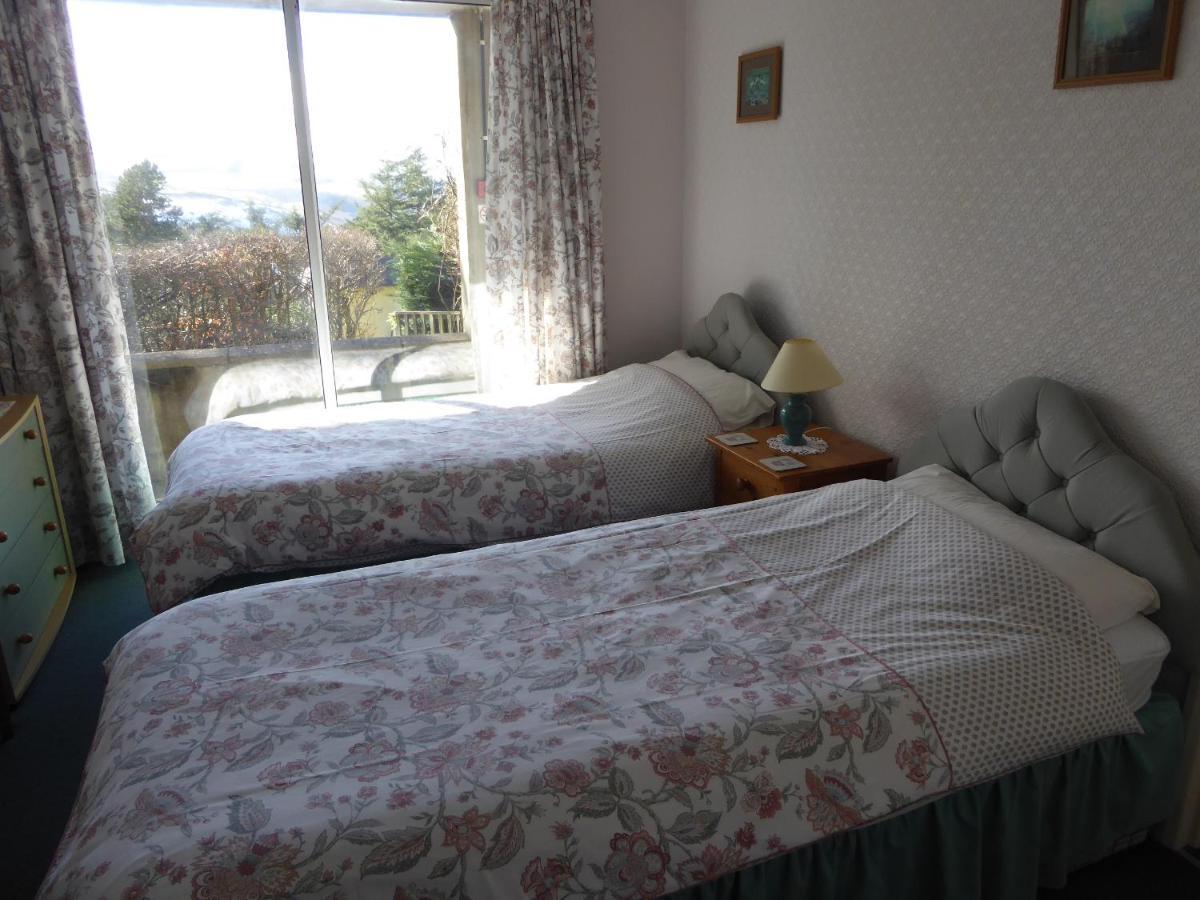 Plas Heulog Holiday Accommodation คลานแวร์เว็คคัน ภายนอก รูปภาพ