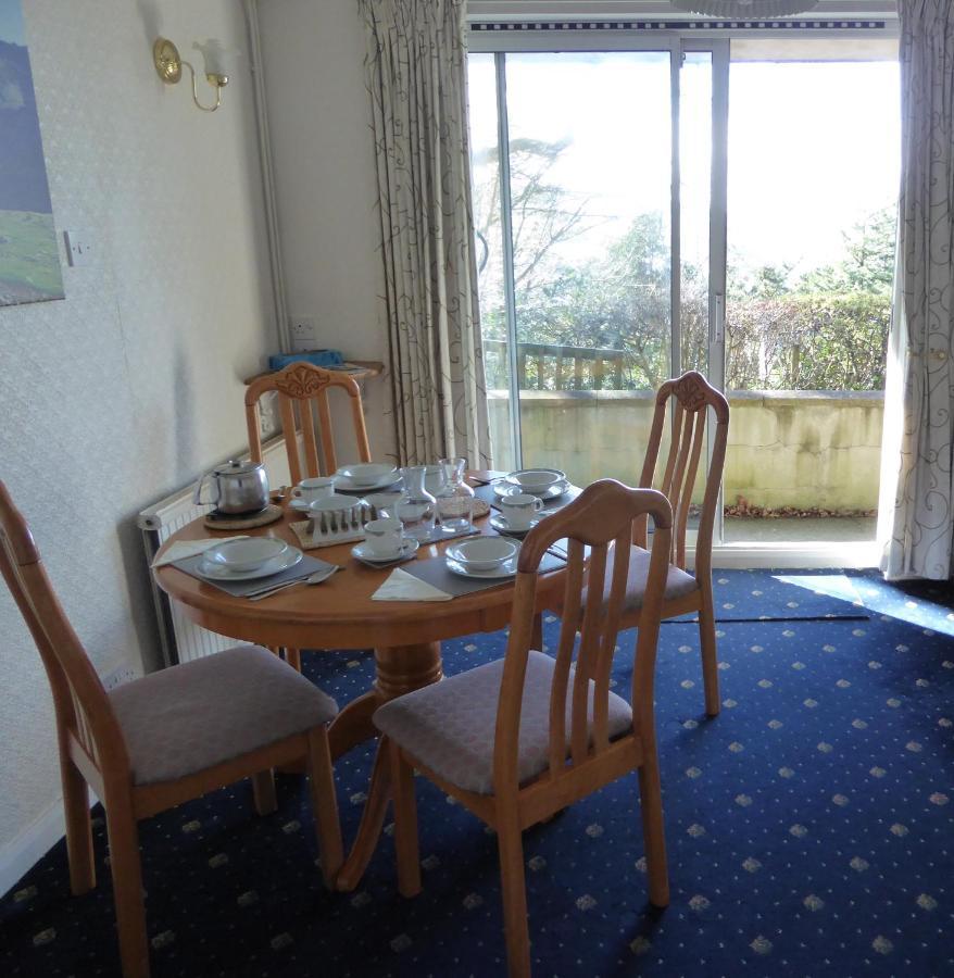 Plas Heulog Holiday Accommodation คลานแวร์เว็คคัน ภายนอก รูปภาพ